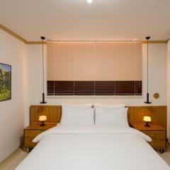 Gangnam,명동, Itaewon, Gangnam Plastic Surgery