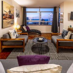 Trendy Hotspot Sea and Mountain Views and cafes