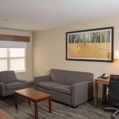 Hawthorn Suites