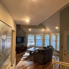 Quiet and secluded home close to TIEC