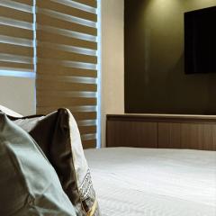 Sequoia Suites at Azure North