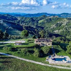 Ca Quattrocchi 10&3 by Marche Holiday Villas