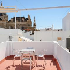 Ático céntrico con Balcones y vistas a la Giralda