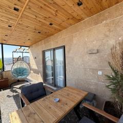 Stylish Loft Apartment with Private Terrace