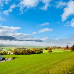 Atemberaubender Ausblick mit Premium-Wanderwegen vor der Haustür