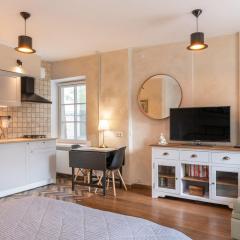Cozy Urban Apartment