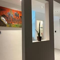 Casa completa y equipada 4 habitaciones 6 camas asador y juguetes para niños A 10 minutos de parques industriales, clínicas 71 y 16 del IMSS y del ISSSTE juegos Arcade