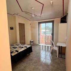 Hostal Color Inn