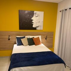 Loft com 2 Qts e garagem em área nobre