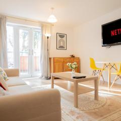 Modern 2-Bed Apartment in Central Portsmouth