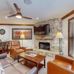 Luxury Ski In, Ski Out 1 Bedroom Mountain Residence In The Heart Of Lionshead Village With Heated Slope Side Pool And Hot Tub