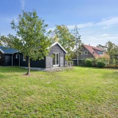 Awesome Home In Ebeltoft With 2 Bedrooms And Internet