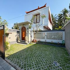 Tri Aura Villa - Jungle View 3 Bedroom in Ubud
