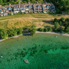 Art Apartment On Lake Geneva