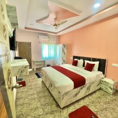 Hotel New 7,12