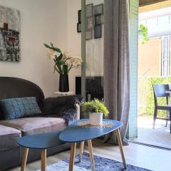 Appartement charmant avec balcons, hypercentre Avignon les Halles