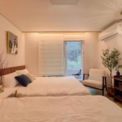 hongdae 5minutes,Super station area