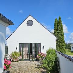 Cozy & Private Luxury Guesthouse, 30 min from Copenhagen