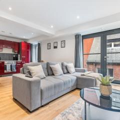 2BR City Centre Flat - Juliette Balcony - Sleeps 6