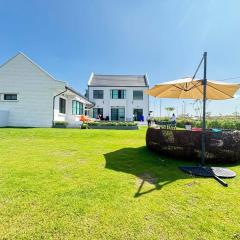 Gaia Luxury Pool Villa Khao Yai