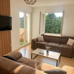 Melissa Beach two bedroom apartment with balcony