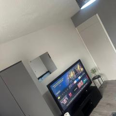 Clayburn Circle Cosy Stay