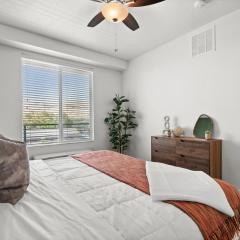 Modern Downtown 2BR 2BA Near Delta Center with Fire Pit BBQ and City Views