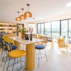 Chic Vay Central Pattaya Condo