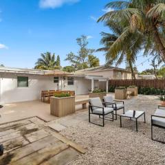 Spacious Miami Retreat with Private Backyard — Ideal for Families & Groups