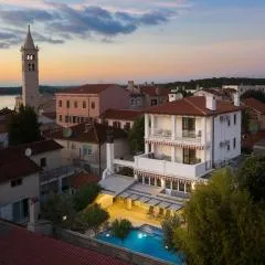 Villa Arena - pool table, table tennis, darts & more