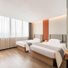 Ruiting Hotel CantonTower Pazhou Convention and Exhibition Center--Free Shuttle Bus to Canton Fair Complex During Canton Fair Period