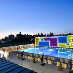 The West Inn-Georgia Hotel