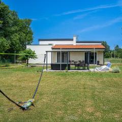 3 Bedroom Stunning Home In Barban