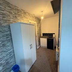 Room in centre of Derby