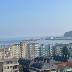 Laredo Playa, apartamento con terraza y vistas al mar