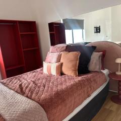 Aurora Self Contained Studio