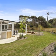 Modern 4-Bed Beach Retreat by Diamond Bay