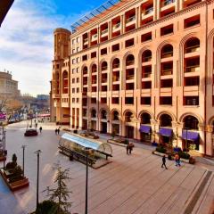 Northern Avenue -TOP LOCATION ! Spacious Apartment with 2Bedrooms and 2Bathrooms - Wonderful View from Balcony on Northern Avenue