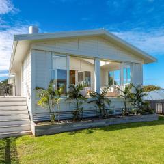 The Palms Oneroa - Coast and Country