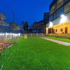 Glamdog Dog Pension Yeongheungdo Branch