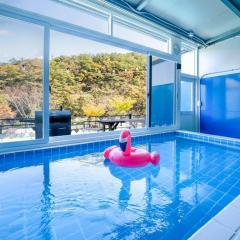 Cheongju Cheongyeongdae Kids Pool Villa