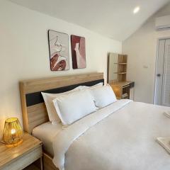 Seashell Family-1普吉岛木屋走几步到邦涛海滩看日落周边餐饮方便