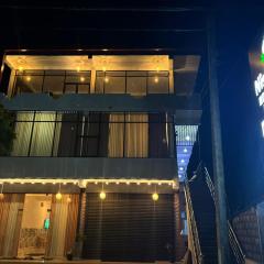 Nishadi Holiday Inn Kataragama