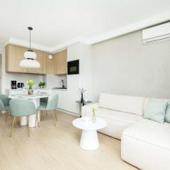 Stylish Apartment in Kołobrzeg with Air Conditioning and Parking by Noclegi Renters