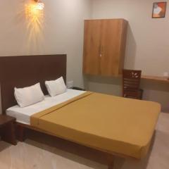 Hotel Sudarsh Deluxe