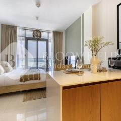 Bloomfields Modern Stu in Julphar Residence