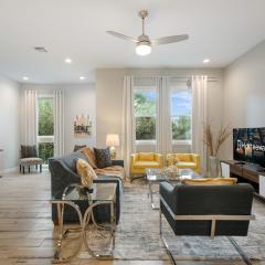 Newly renovated 3 Story Home w Pool, Garage & Balconies