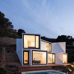 Sunflower House