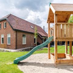 Familiehuis de Rheezermaten met Jacuzzi