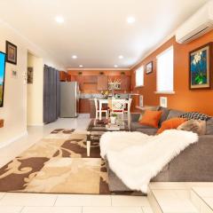 2 bedroom 1 bath Seattle Guest Suite !